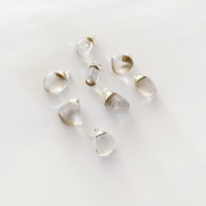 PQ014 | Pulsera en acero blanco con dije piedra natural
