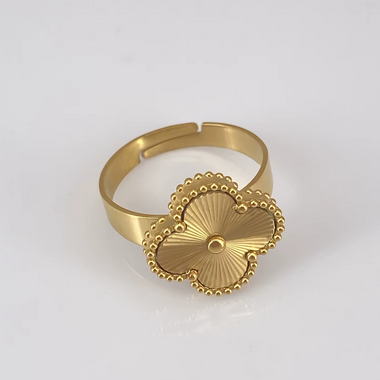 RD008 | Anillo acero dorado regulable trébol de cuatro hojas