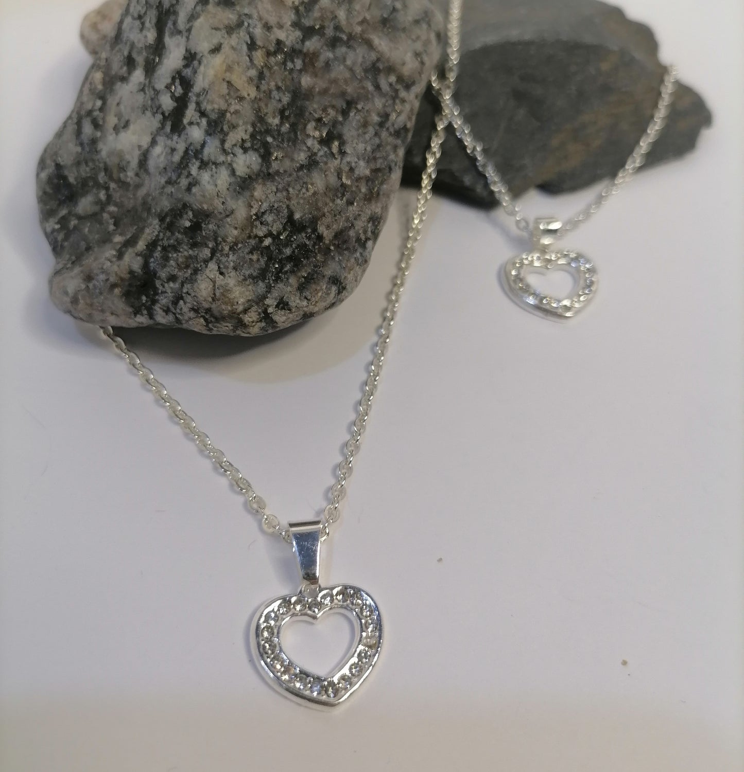 CQ019 | Cadena y dije corazón brillo en acero blanco