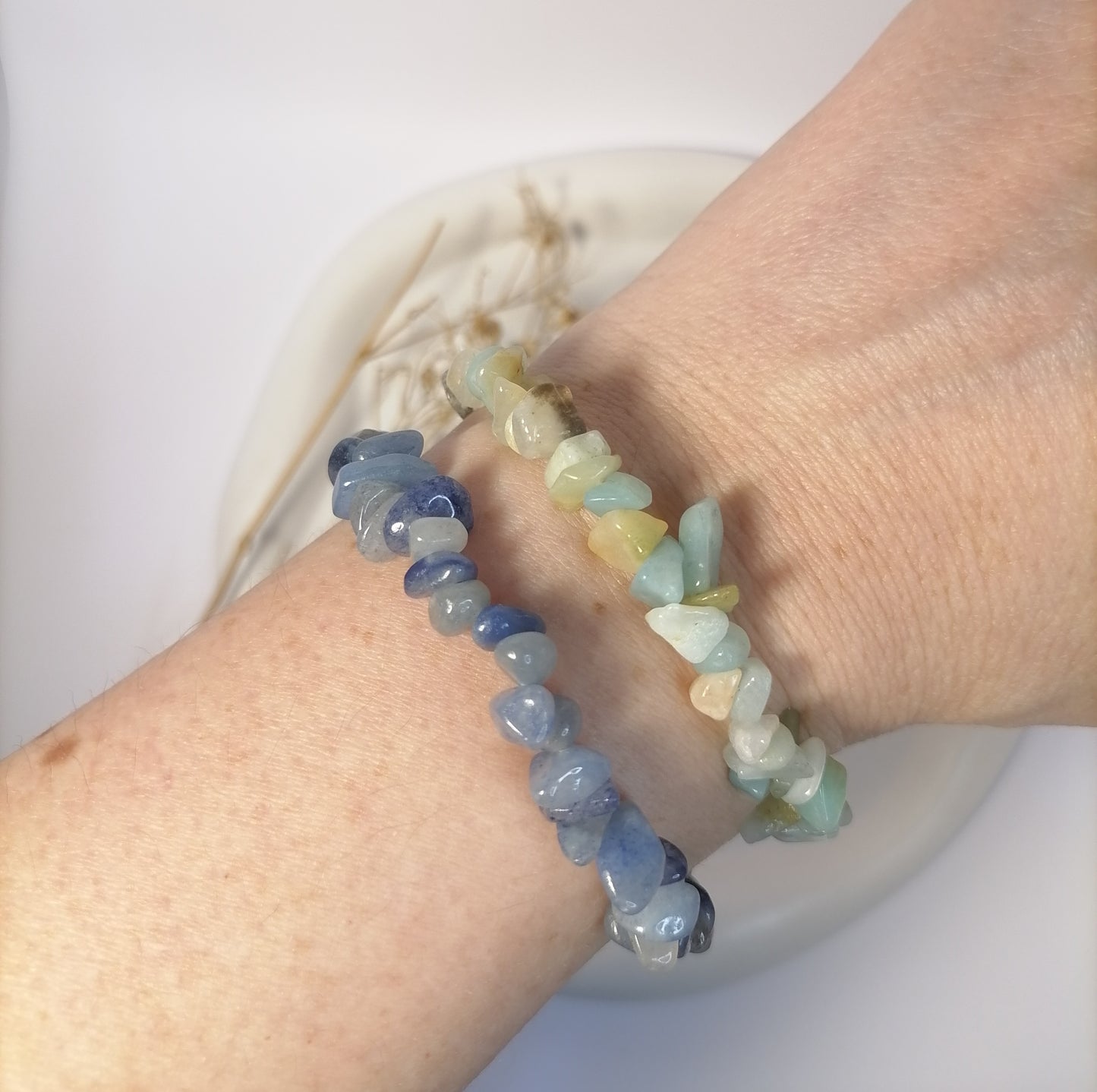 ST001 | Pulsera escallas piedras naturales
