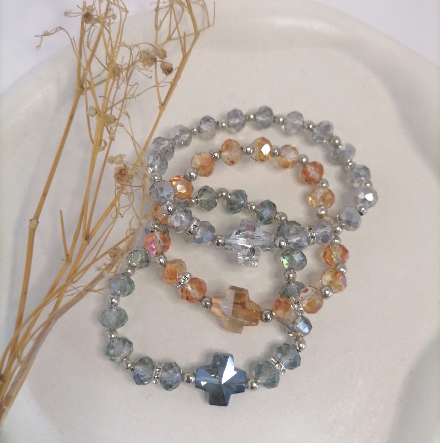 PQ016 | Pulsera plateada cruz de cristal