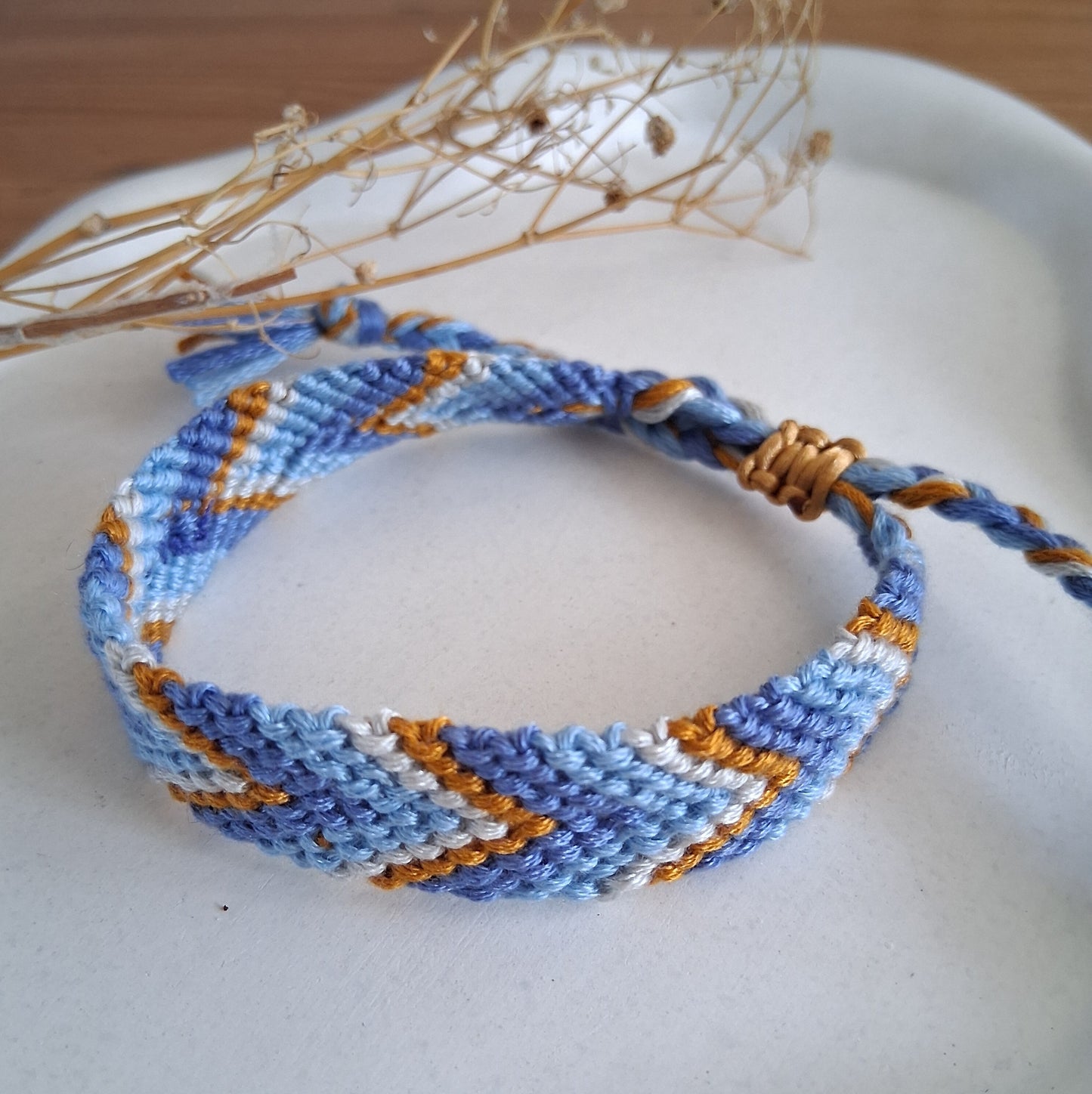 PT033 | Brazalete tejido ajustable en hilo de algodón diseño Chevron