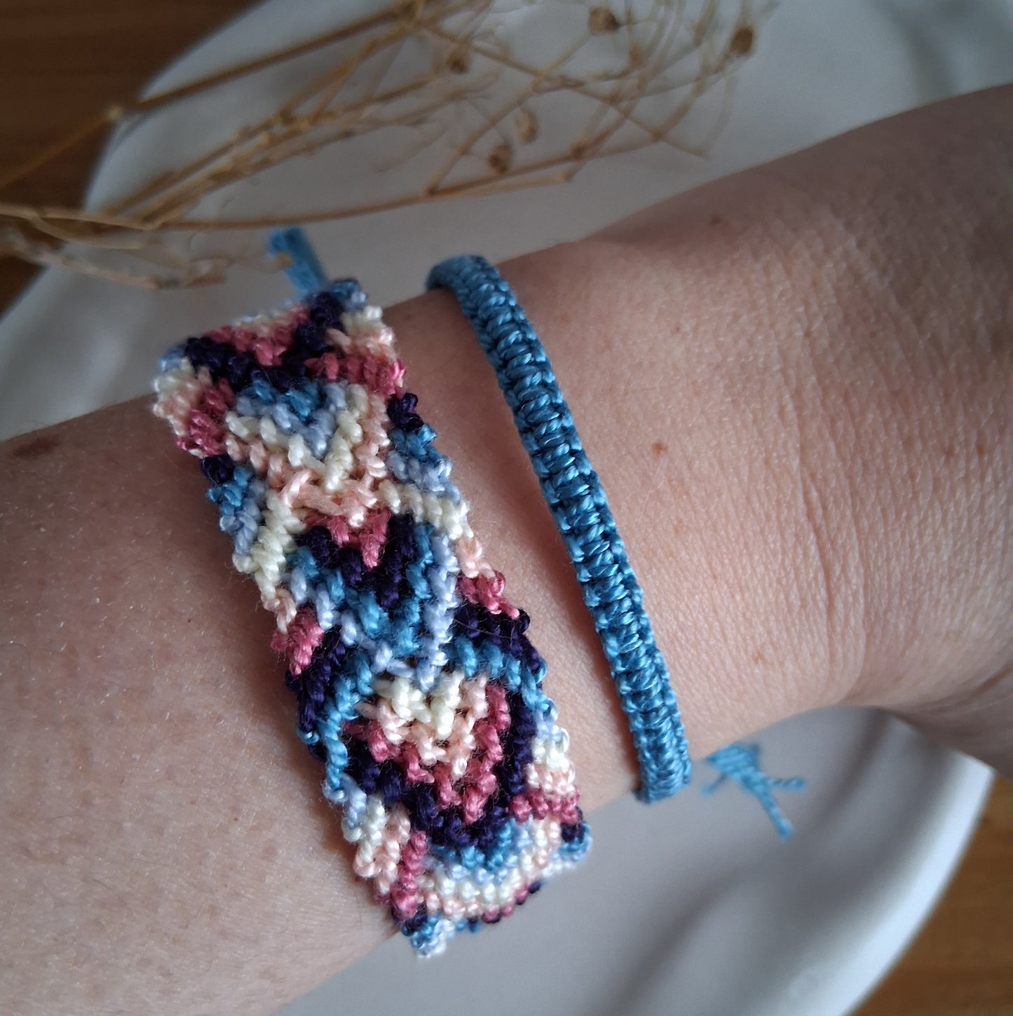 PT040 | Dúo de pulsera y brazalete combinado tejido y ajustable en hilo de algodón
