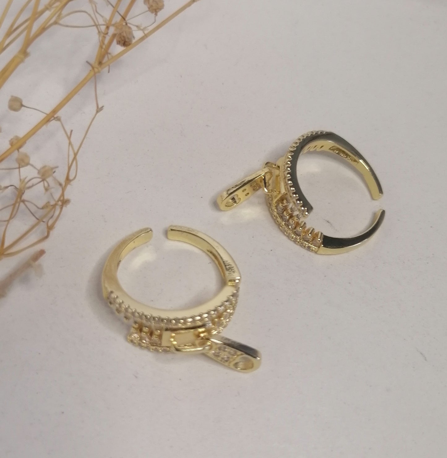 RD006 | Anillo abierto acero dorado zipper