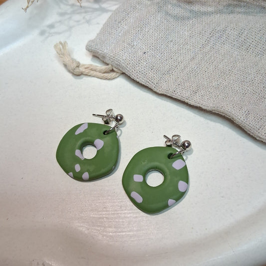 CL011 | Caravanas Donna - Verde oliva