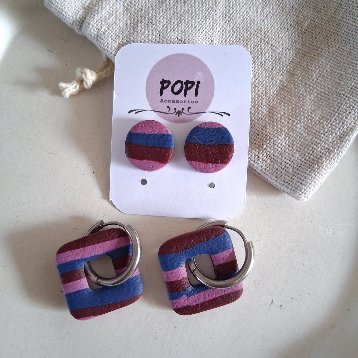 CL024 | Pack aros y caravanas Pachi - Rayas azul, rojo vino y malva