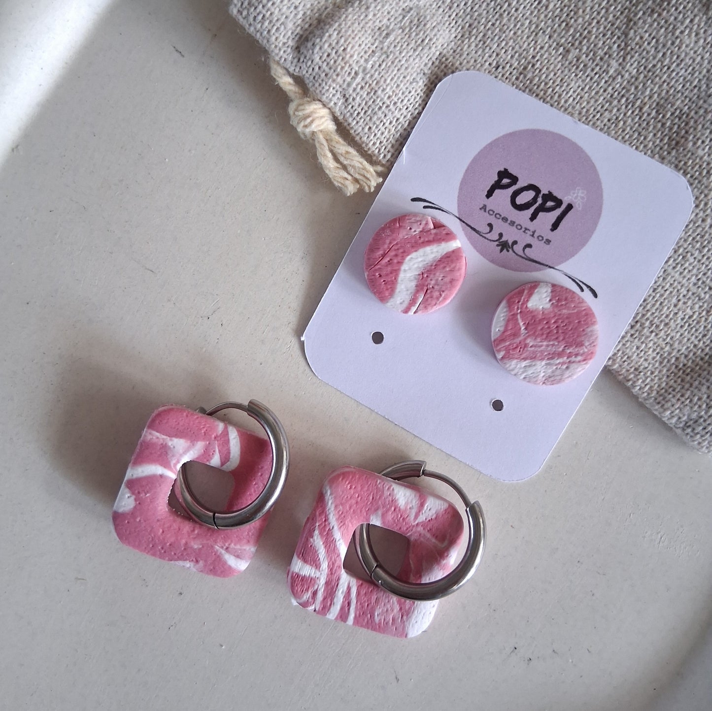 CL027 | Pack aros y caravanas Pinky - Marmolado rosa y blanco