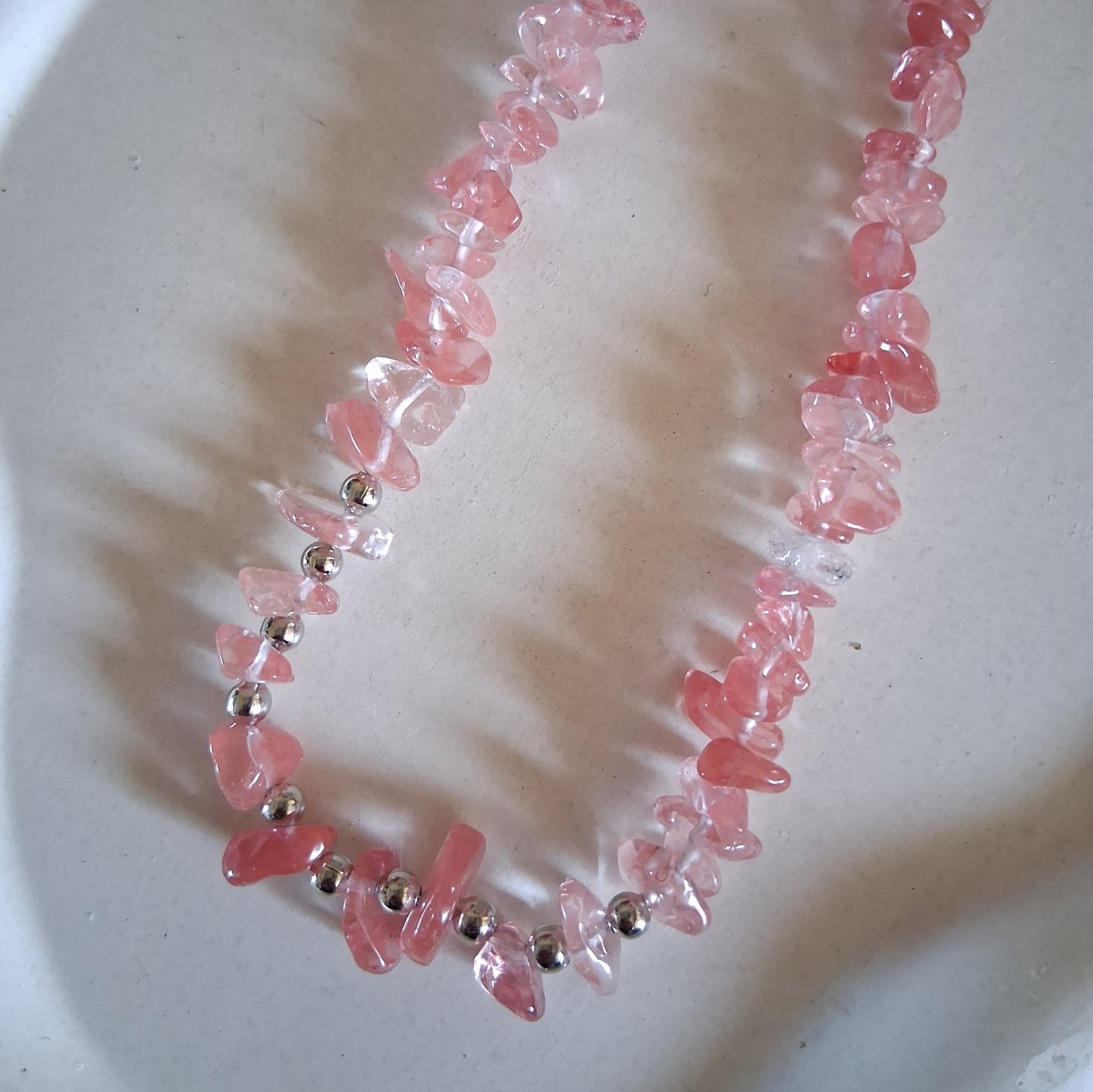 CS006 | Collar ajustable de escallas de piedras naturales