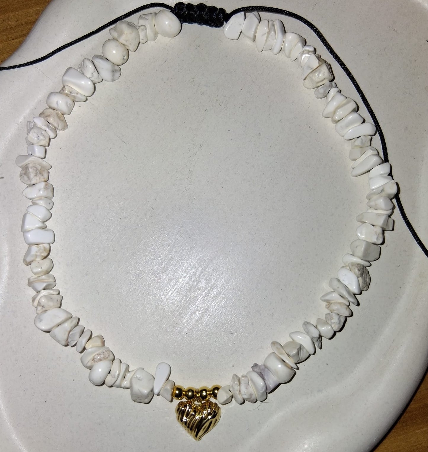 CS010 | Collar ajustable de escallas de piedras naturales