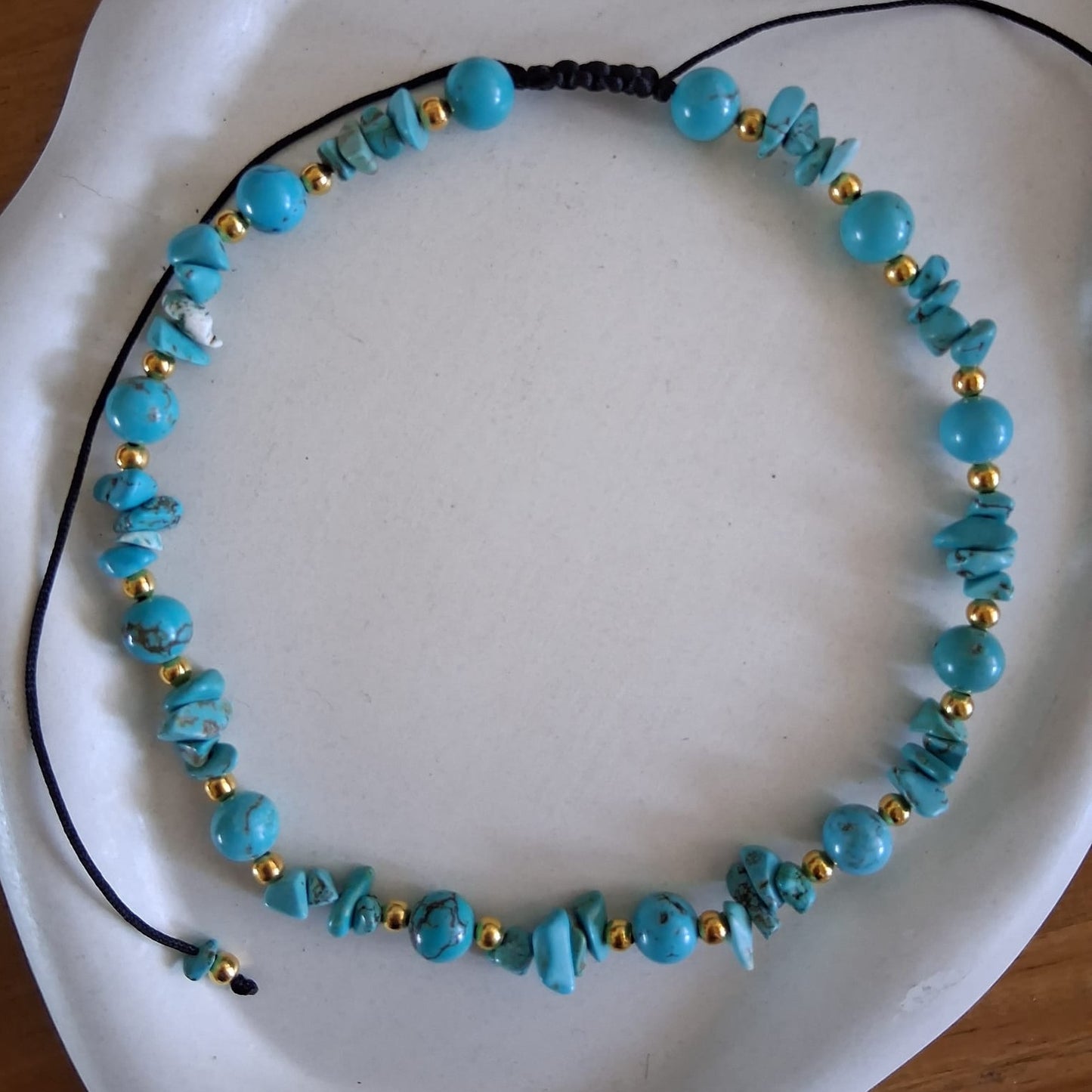 CS013 | Collar ajustable de perlas y escallas de piedras naturales