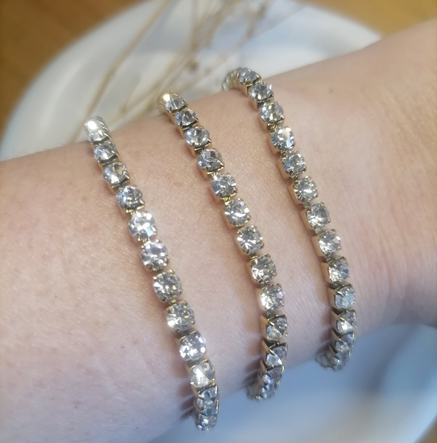 PD022 | Pulsera en acero dorado con circonias
