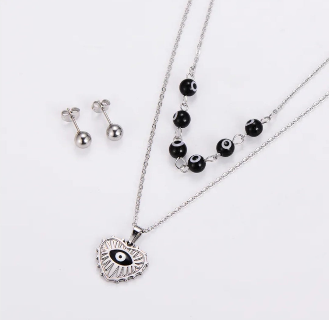 JQ001 | Conjunto de collar doble ojitos protectores y dije corazón con caravanas