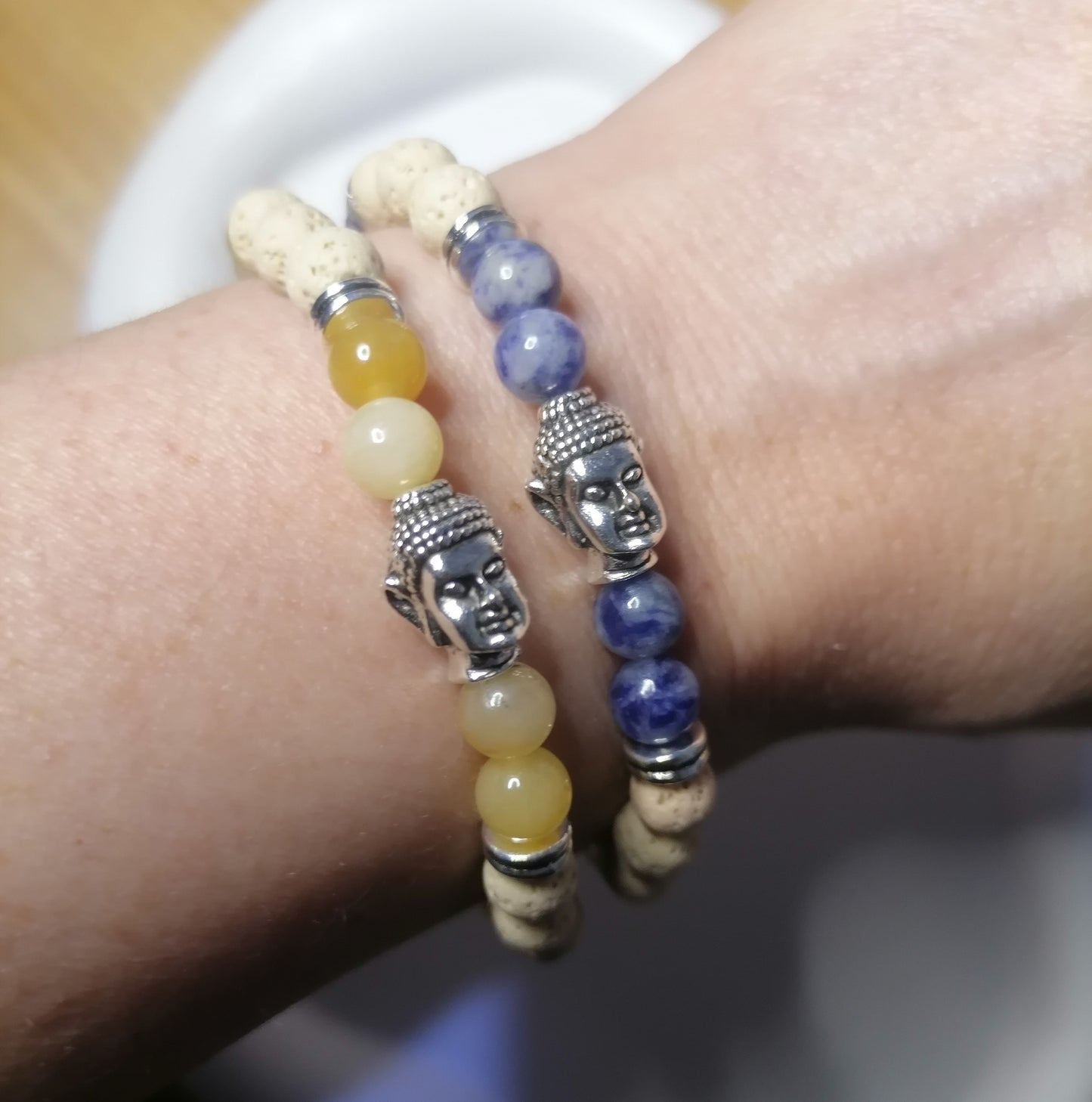 ST008 | Pulsera perlas piedras naturales dije Buda