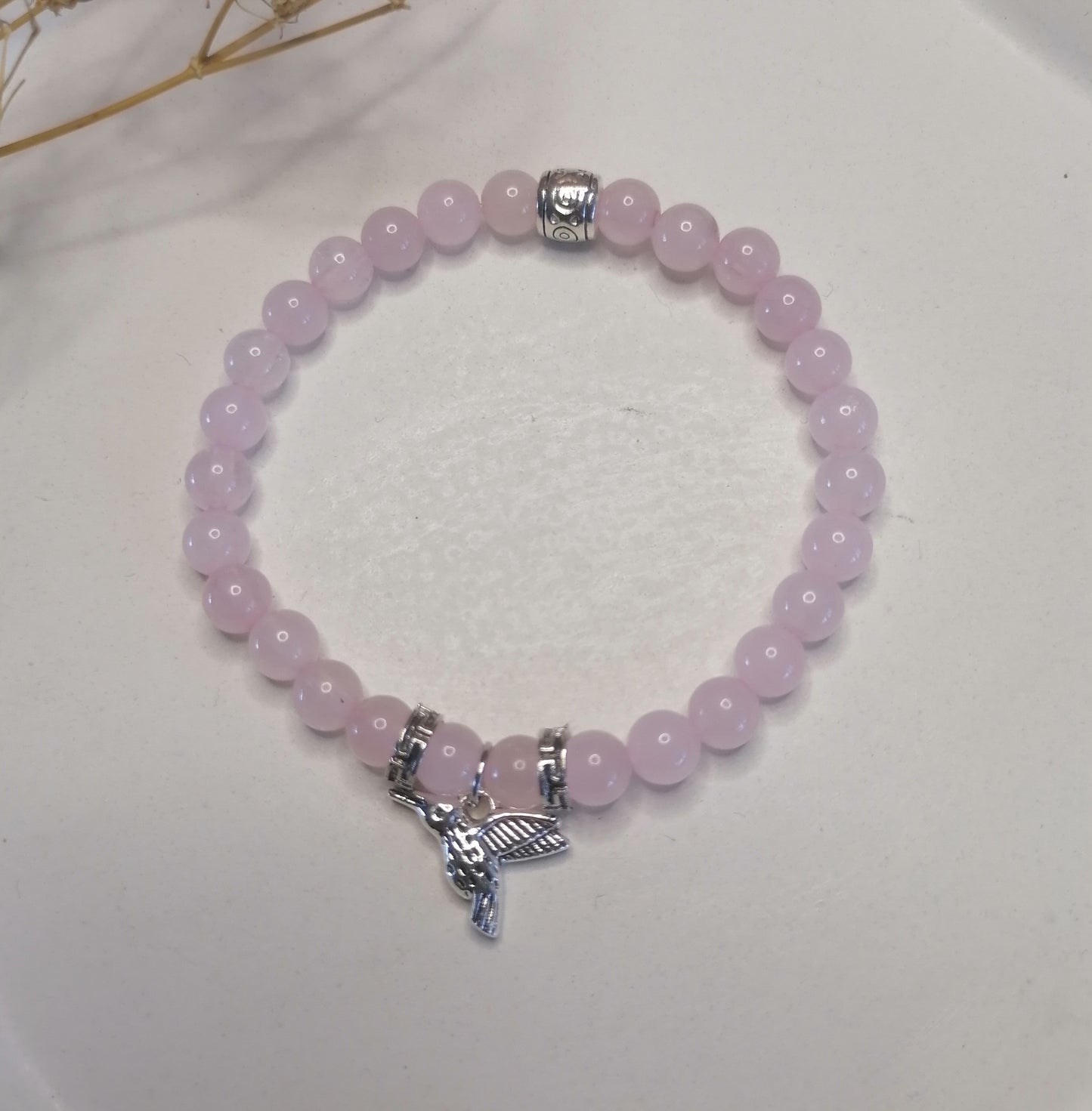 ST010 | Pulsera perlas piedras naturales con dije colibrí