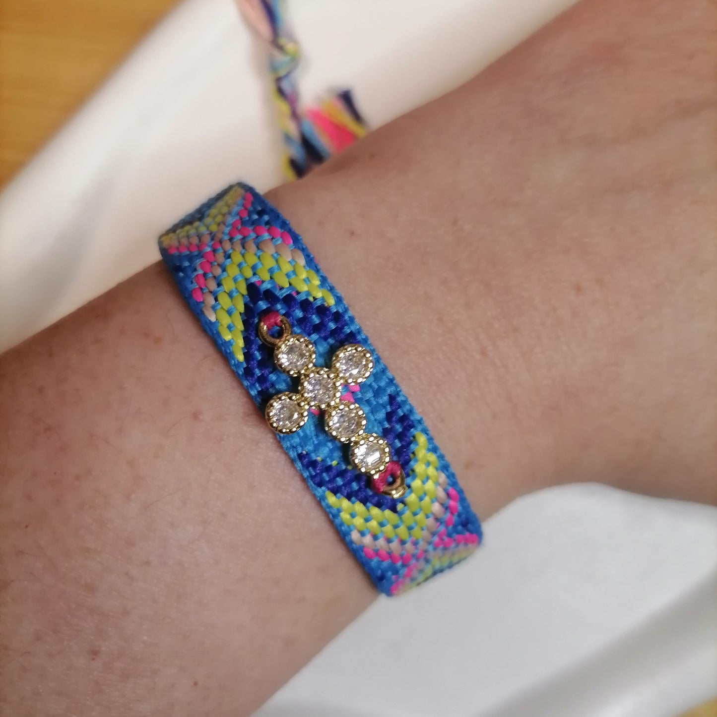 PT011 | Brazalete tejido ajustable en hilo de algodón