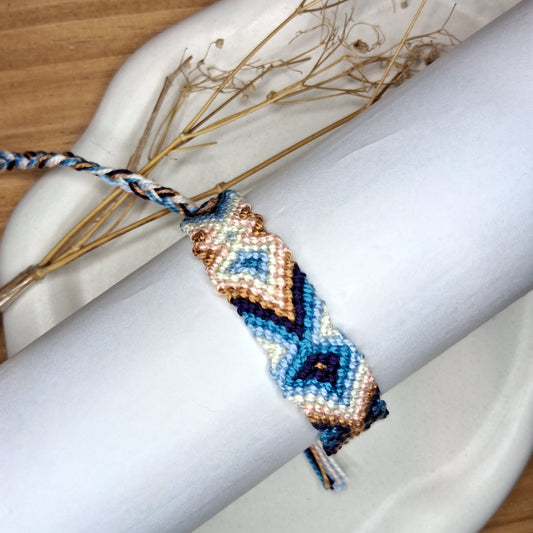 PT045 | Brazalete tejido ajustable en hilo de algodón