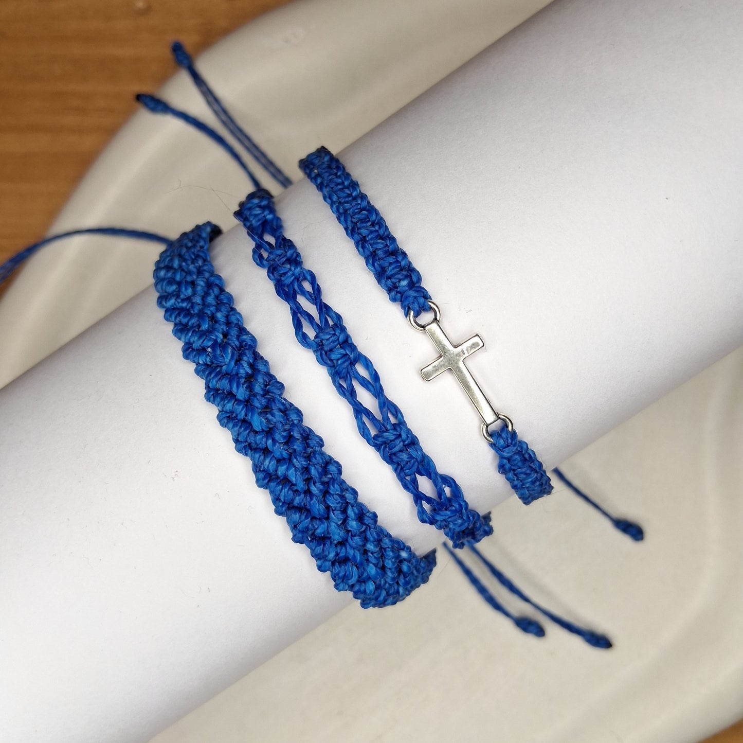 PT052 | Trío de pulseras ajustables macramé