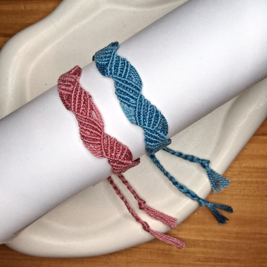 PT056 | Pulsera tejida ajustable en hilo de algodón