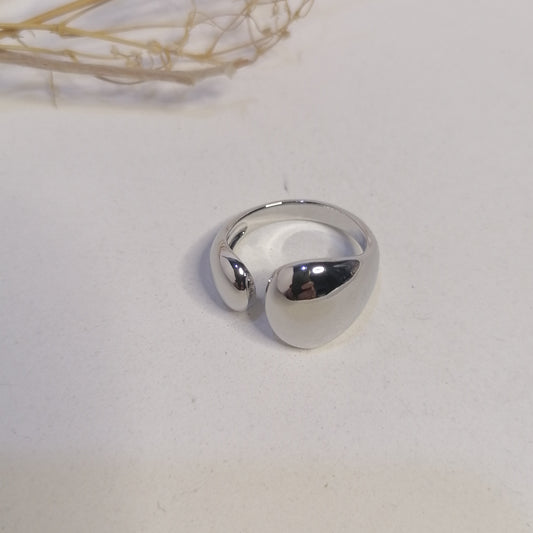 RQ016 | Anillo abierto en acero inoxidable asimétrico